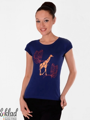 женская футболка приталенного кроя с принтом "Жираф и бабочки"